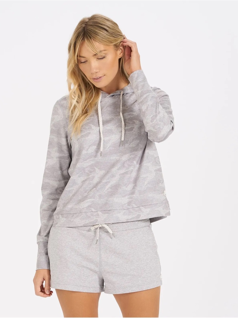 Vuori Halo Essential Hoodie DreamKnit Performance Fabric in Pale Gray Camo
